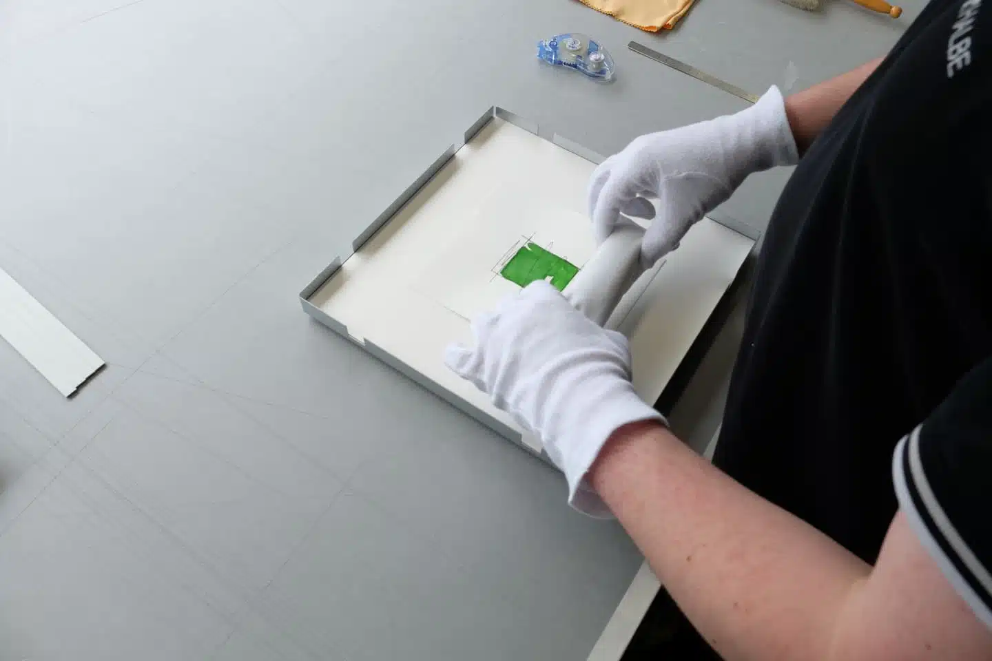 Beschweren mit Sandsäckchen